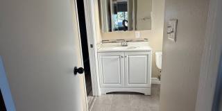 Victorville Green Tree Home- Refurbished 4 Bedrooms, 2 Bathrooms, New Paint, Gallery 23