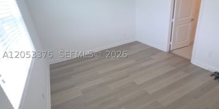 694 SE Lake Falls St Gallery 22