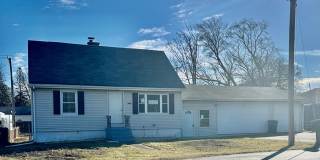 Beautiful 4 Bedroom, 2 Bathroom Home! Gallery 1