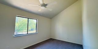 2 Bedroom, 2.5 Bath Townhouse Gallery 13