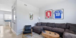 832 N Victoria Park Rd Gallery 4