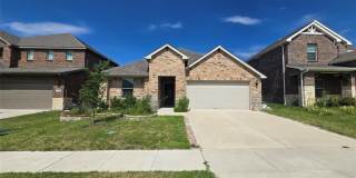 444 Ella Lane Gallery 1