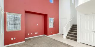 2 Story with Vaulted Ceiling and All Kitchen Appliances Gallery 9