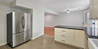 COMING SOON: Beautifully Updated 2/2.5 Townhome Near Truist Park Gallery 22