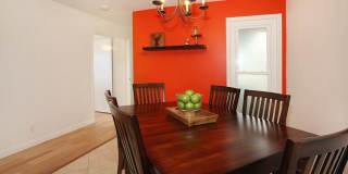 78 Tangerine Gallery 15