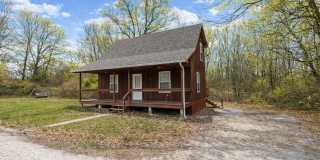 Cozy 2-Bedroom Home Gallery 1