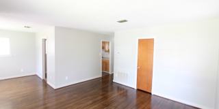 4BR 2BA New On The Market! Cute! Cute! Cute! Better Hurry To See This One!! Gallery 3