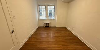 New King Edward Gallery 884