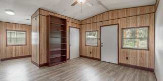 136 Johnnie Street Gallery 1