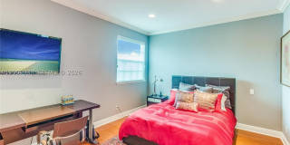 19471 NE 14th Ct Gallery 25