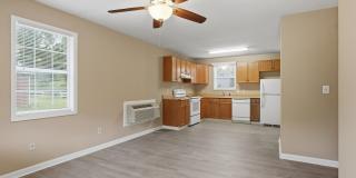 Duplex in East Limestone! New LVP Floor! Gallery 1