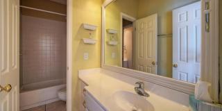 711 W 21st Unit 205 Gallery 26