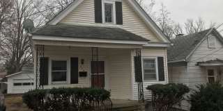 Cute 2 bedroom house next to park! Gallery 1