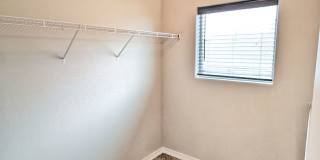 Three Bedroom Townhome Gallery 24