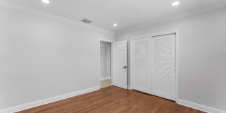 1525 SE 6th Street Gallery 26