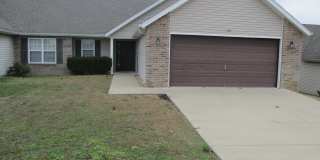 Updated 3 Bedroom Patio Home with 2 Car Garage Gallery 1