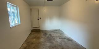 Stunning 2BD/1BA Condo w Garage - Prime Location! Gallery 12