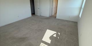 1046 Elmwood Ln Gallery 22