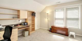 Room in 4 Bedroom Home at Daingerfield Dr Gallery 15