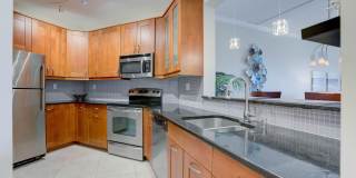 500 Uno Lago Drive Gallery 6