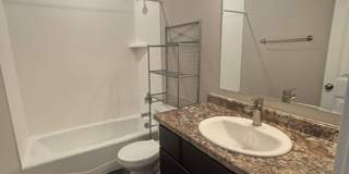 Beautiful 5 Bedroom, 3 Bath Executive Home in the Pointe! Gallery 32