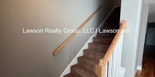 Luxurious Colonial Green Townhome with Garage Gallery 28