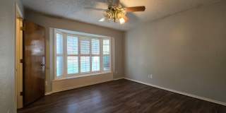 FOR LEASE - Spacious  3/2/2 IN RAINTREE Gallery 13