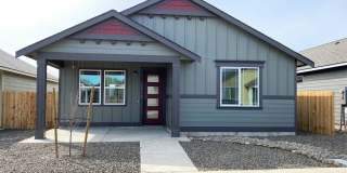 3 Bed, 3 Bath Beautiful Home! Gallery 1