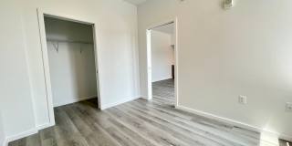 725 W Pratt Gallery 71