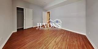 Discover this charming ADU near Golden Gardens Park and entertainment! Gallery 14