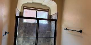 Unique 3Bdm 2Ba home is located in a great central location Gallery 61