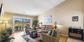 651 Vista Lago Circle N Gallery 2