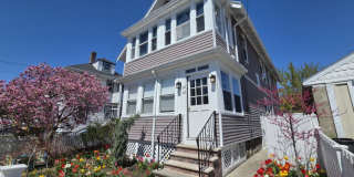 20-22 Hooker Gallery 1