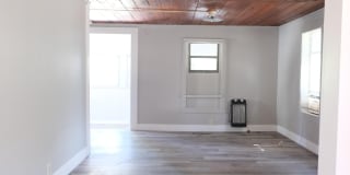 528 22nd Street Gallery 12