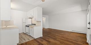 Available for July 1st - Sept 1 Move In - One Bedroom Apartments Gallery 26