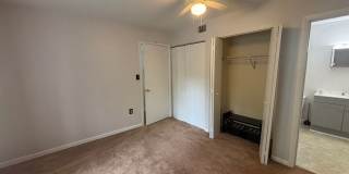 Newly renovated FIRST floor 2/2 - Will go fast Gallery 5