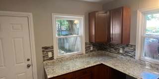 256-258 Woodbine Avenue Gallery 10