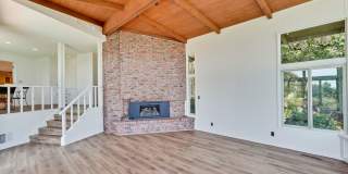 Private Saratoga Mountain Retreat Just Minutes from Downtown Private Saratoga Mountain Retreat Just Minutes from Downtown Gallery 5