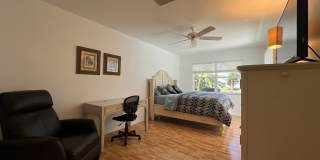 FURNISHED SHORT TERM RENTAL - 3 Bed / 2 Bath - Single Family Pool Home - $5,000/month ** Heated Swimming Pool **Canal View Gallery 37