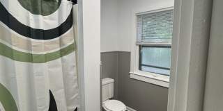 4-Bedroom Near U-M with Bonus Room, Big Backyard & Front Porch Gallery 11