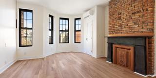 152 North 10th Street Gallery 8