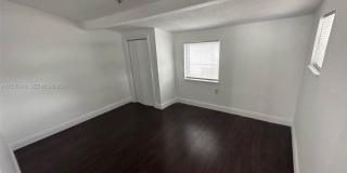 565 NE 65th St # 2 Gallery 6
