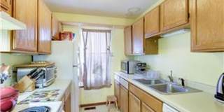 September 1st 2026 move in, newly remodeled townhome Gallery 1