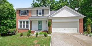 425 Thornridge Court Gallery 1