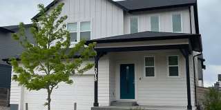 Exquisite 3 Bed 2.5 Bath Single Family Home Gallery 1
