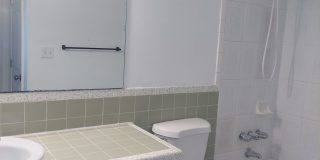 Welcome Home ! 3 bedroom 1.5 bath rental -DUPLEX Gallery 14