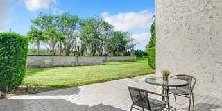 5415 Vineland Road Gallery 19