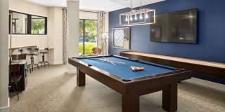 400 Belmont Gallery 27