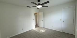 7914 LONGSHADOW Court Gallery 12