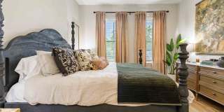 The Felicity on Perry Gallery 27